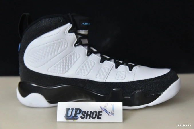 9 Jordan Blue University Retro CT8019-140 0228
